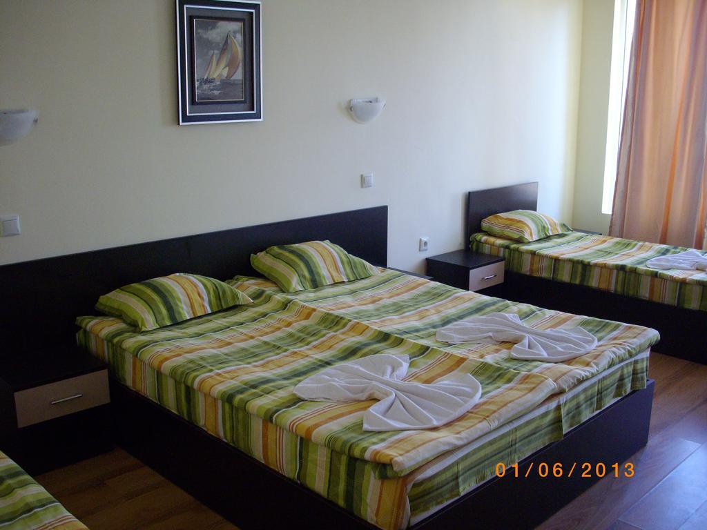 Семеен Хотел Атива - Family Hotel Ativa Lozenets Εξωτερικό φωτογραφία