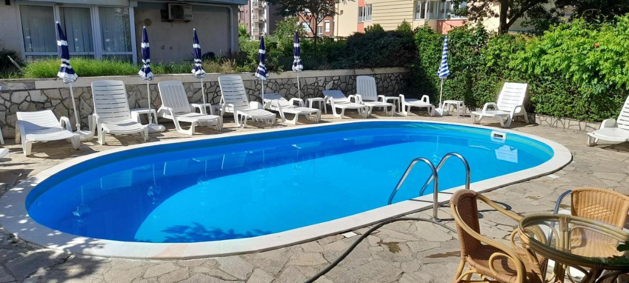 Семеен Хотел Атива - Family Hotel Ativa Lozenets Εξωτερικό φωτογραφία