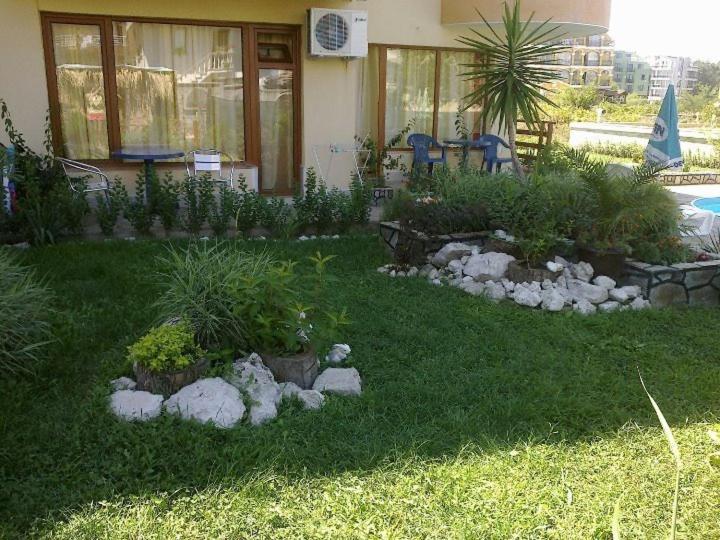 Семеен Хотел Атива - Family Hotel Ativa Lozenets Εξωτερικό φωτογραφία