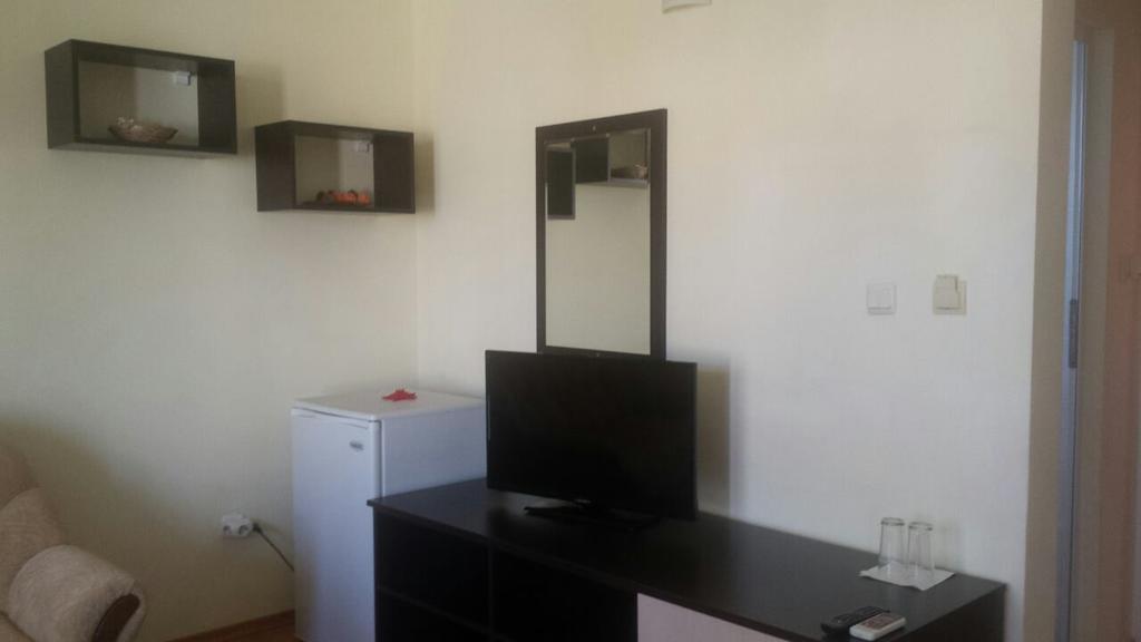 Семеен Хотел Атива - Family Hotel Ativa Lozenets Εξωτερικό φωτογραφία