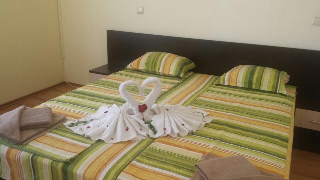 Семеен Хотел Атива - Family Hotel Ativa Lozenets Εξωτερικό φωτογραφία